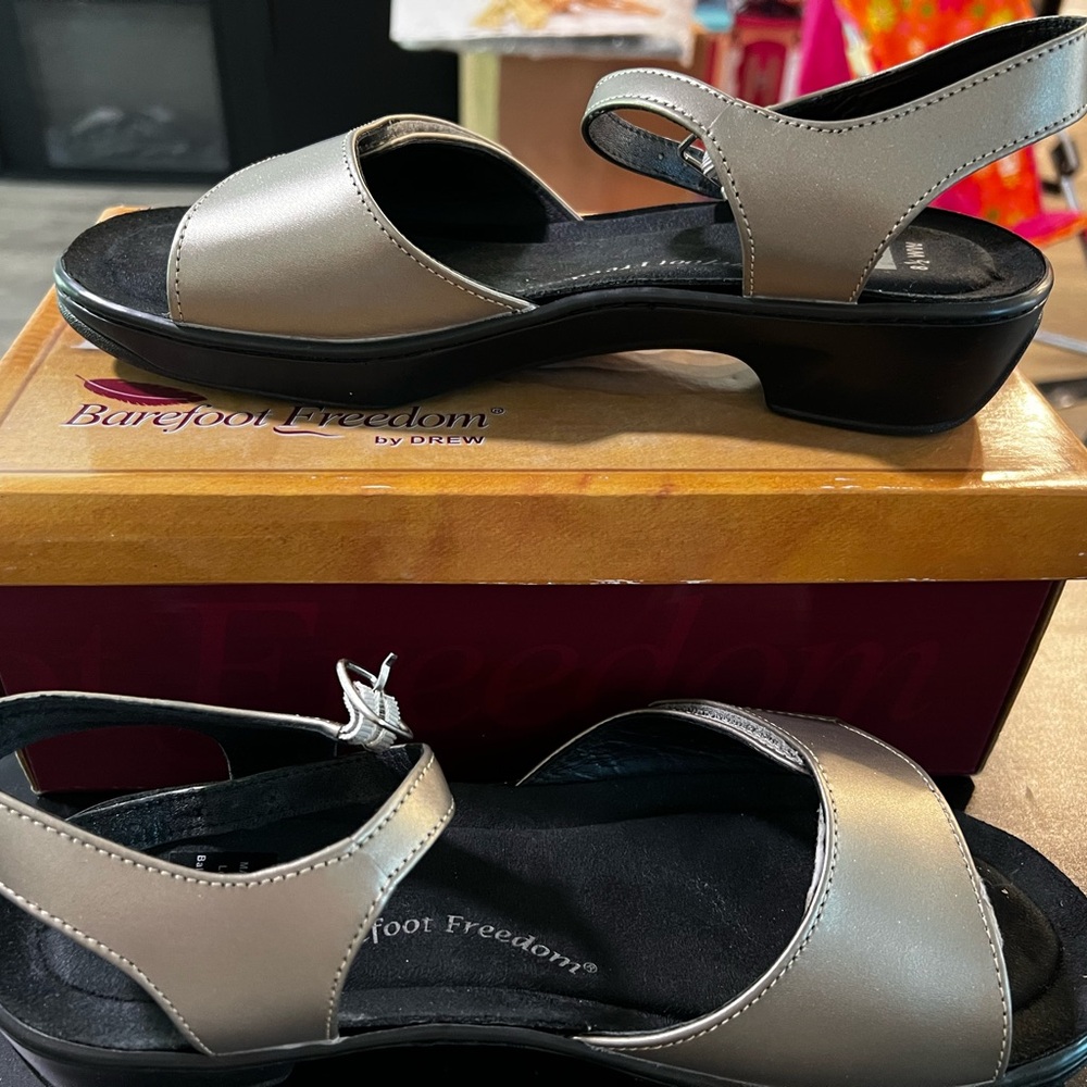 Barefoot Freedom Sandals - Black and Silver Elegance